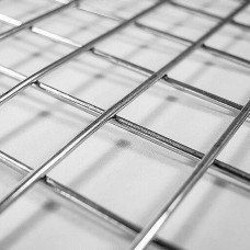 Сетка сварная нержавеющая квадратная в картах 12Х18Н10Т 25х25х2,5 мм ТУ 1276-001-38279335-2012